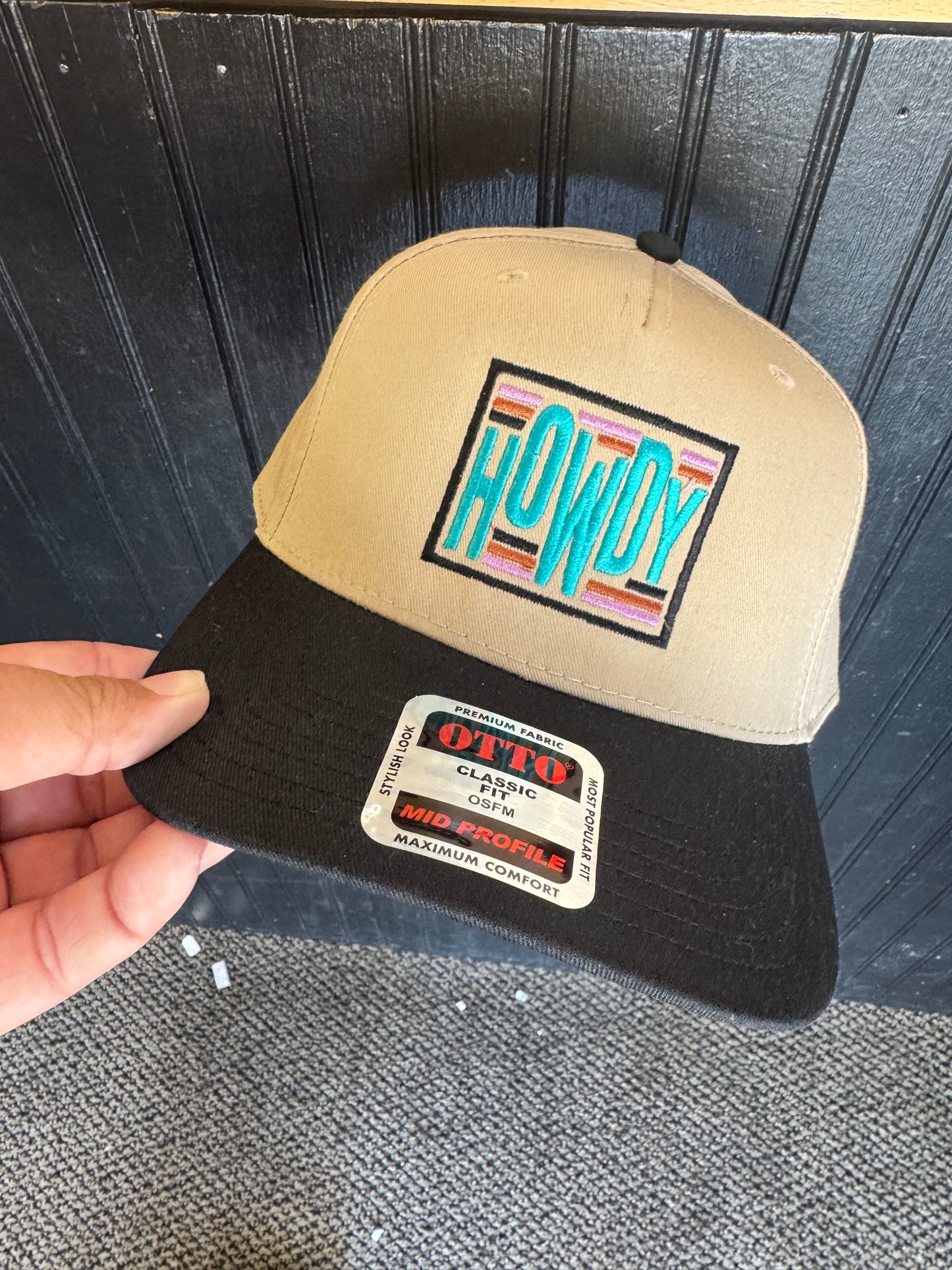 Howdy Outline Hat