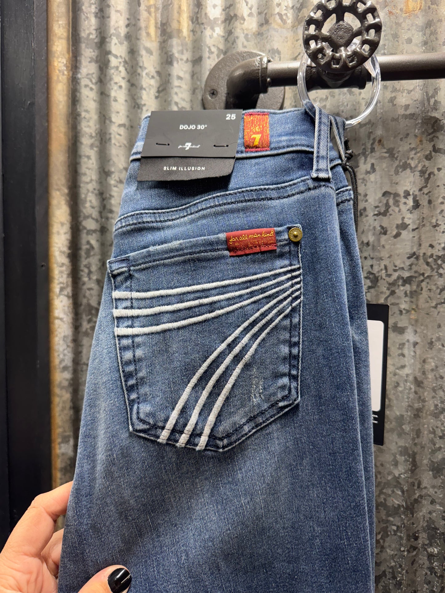 7FAM 30 inch inseam Dojo in Pond Blue— sizes 25, 26 and 33