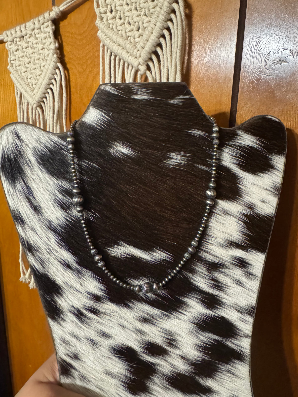 Graduated Textured Necklace