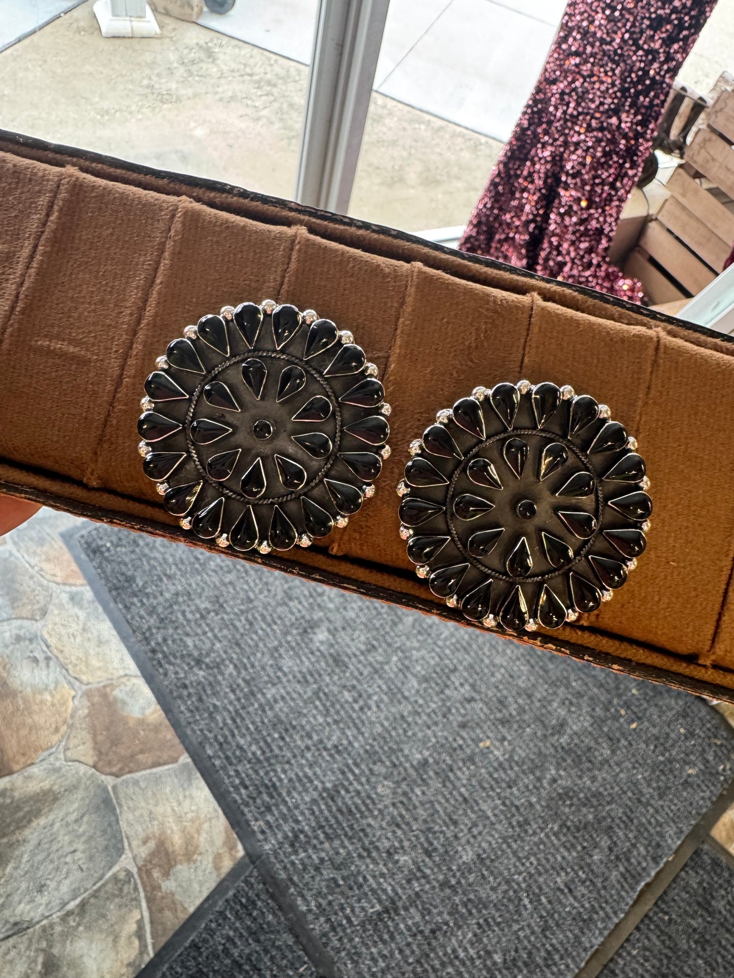 Onyx Circle Cluster Stud Earrings