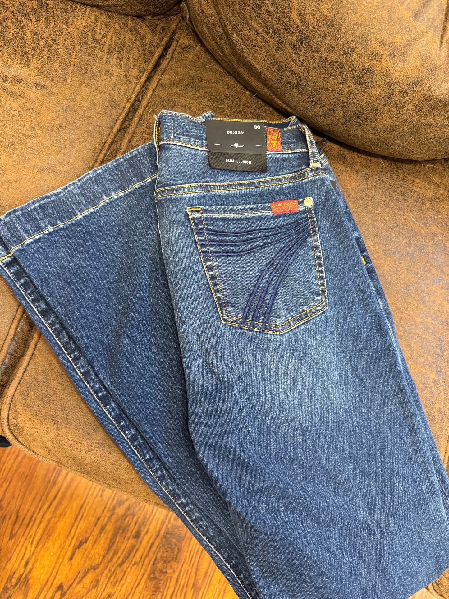 7FAM 36” Dojo in Medium Melrose