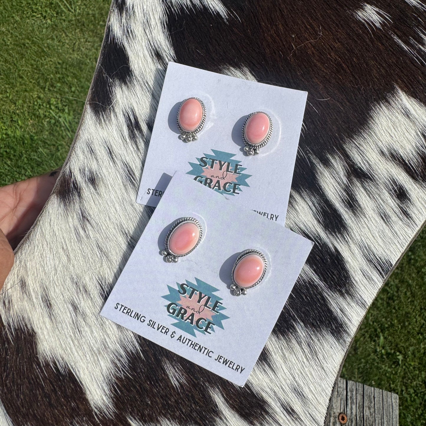 Pink Conch Small Oval Studs