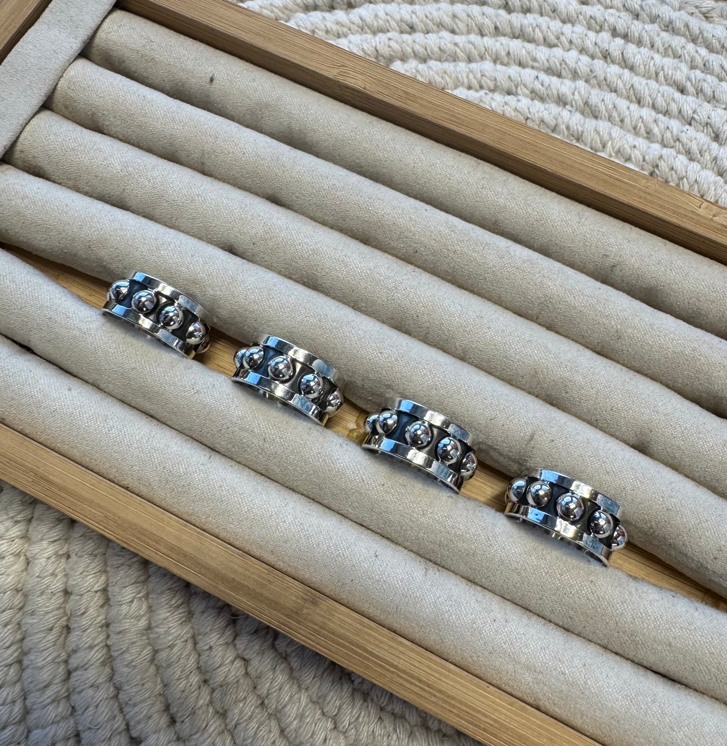 Thick Boarder Stacker Ring