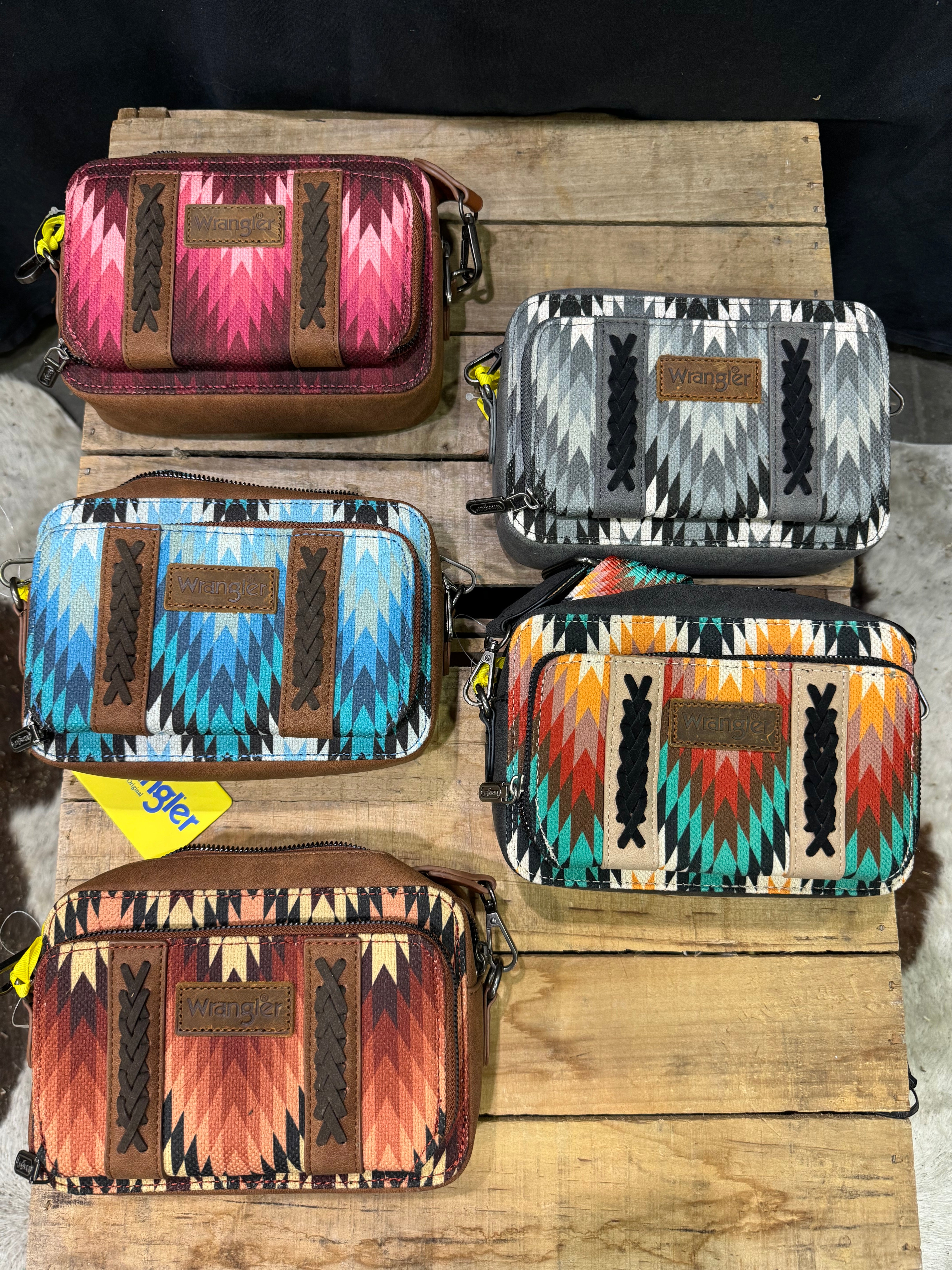 New Print Wrangler Wallet Purse