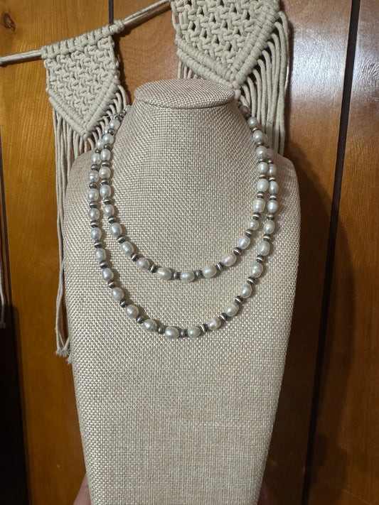 Mixed Pearl Necklace
