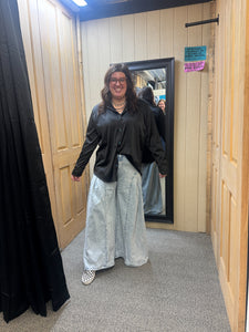 Super Wide Leg Jeans