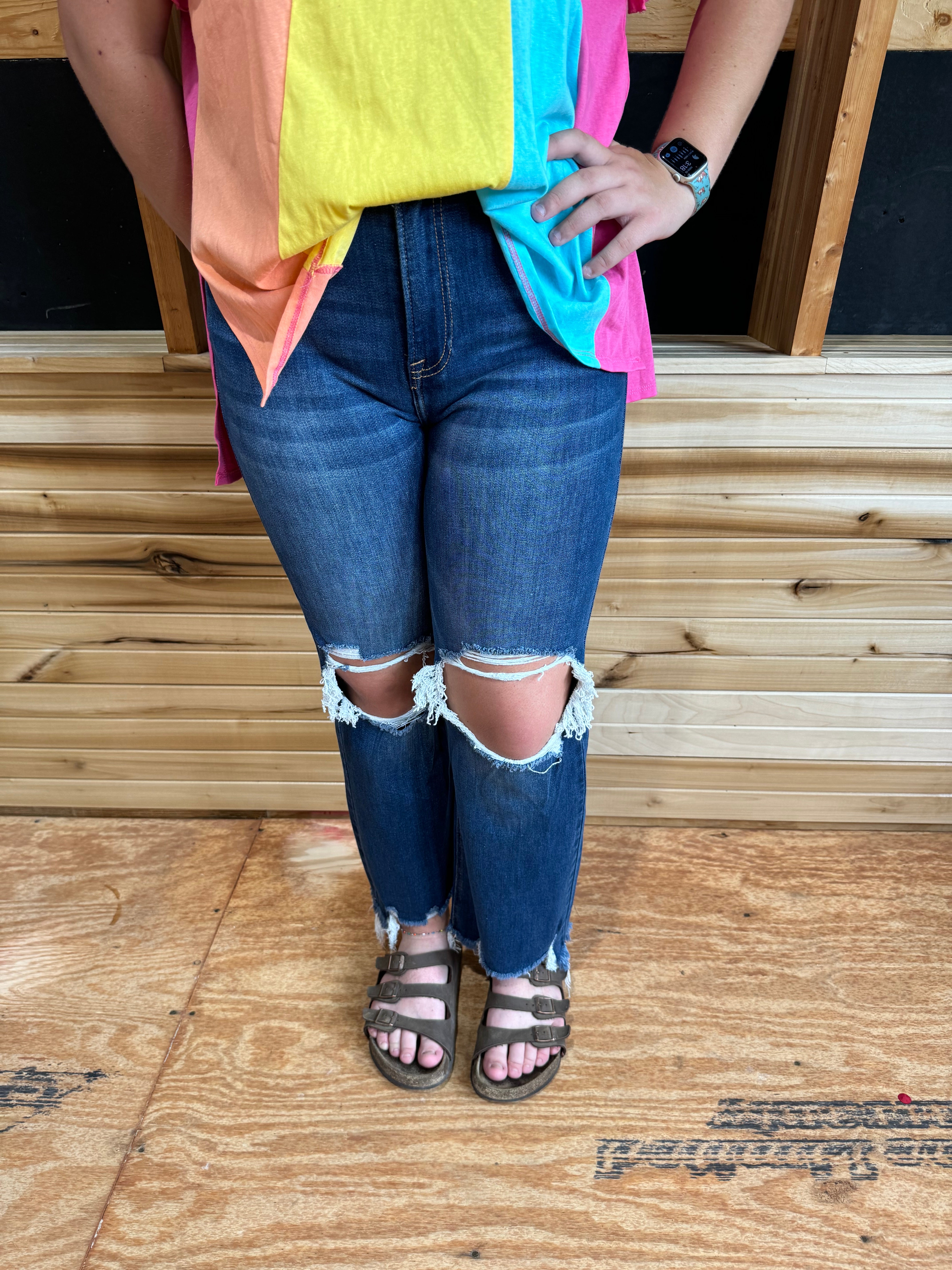 Cropped & Distressed Jeans