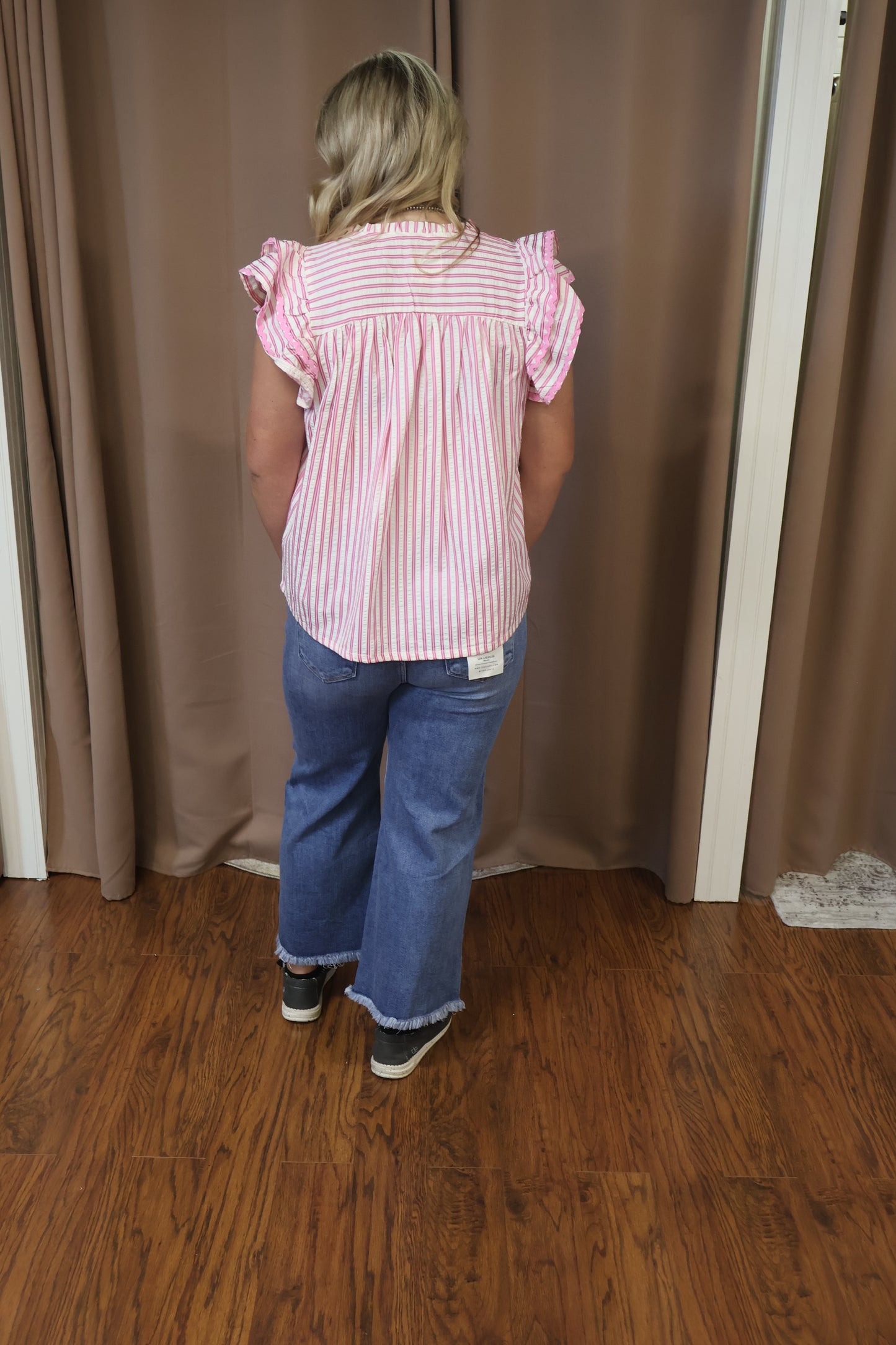 TC Crop w/ front slit jeans