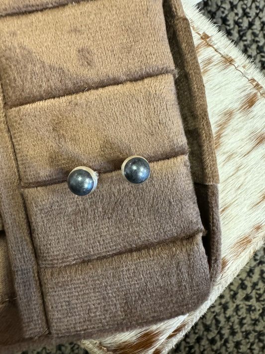 Pearl Studs