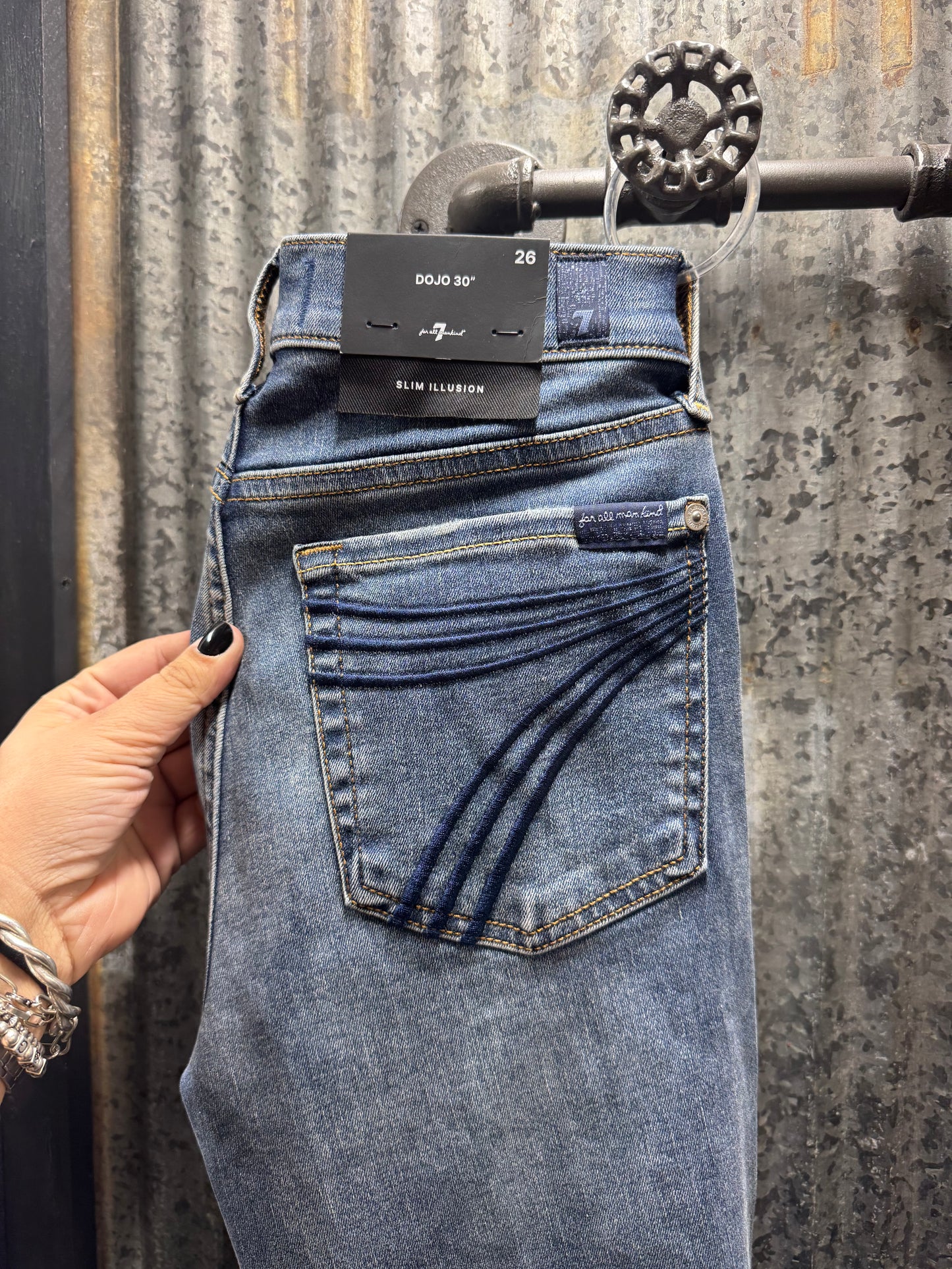 7FAM 30 inch inseam Dojo in Driftwood