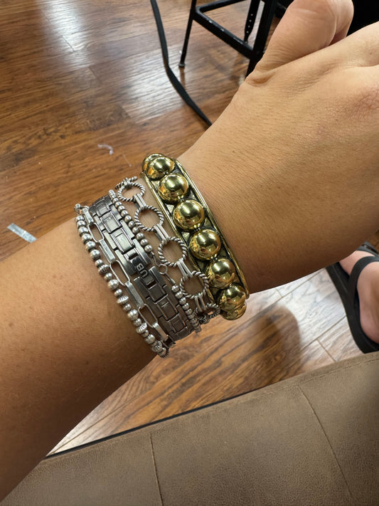 Brass Big Pearl Cuffed