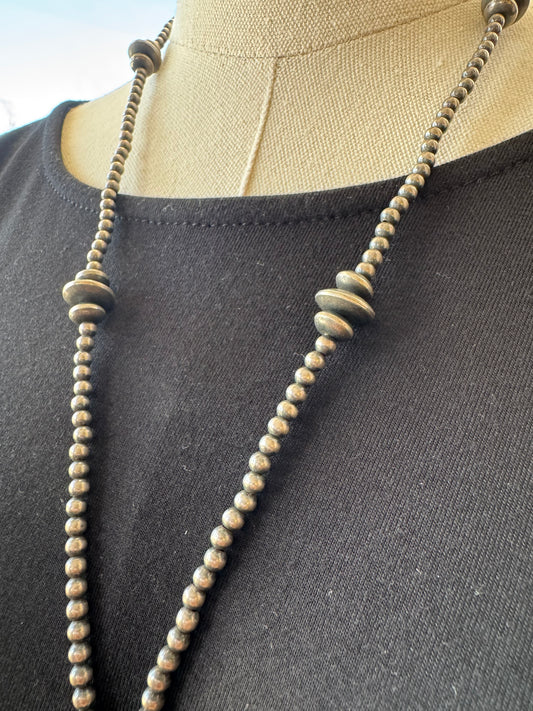 Long Graduated Saucer Lariat