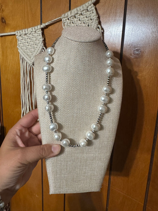 Chunky Pearl Necklace