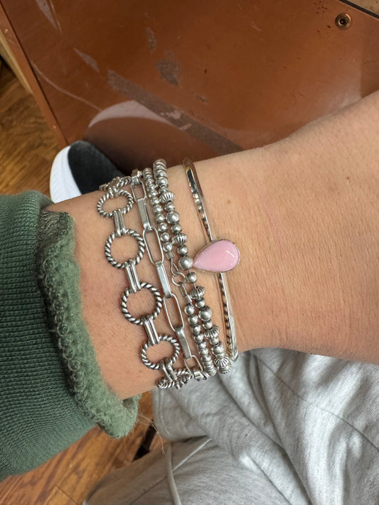 Pink Conch Teardrop Cuff