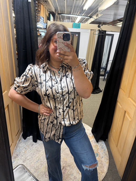 Cream Loop & Bow Pattern Puff Sleeve