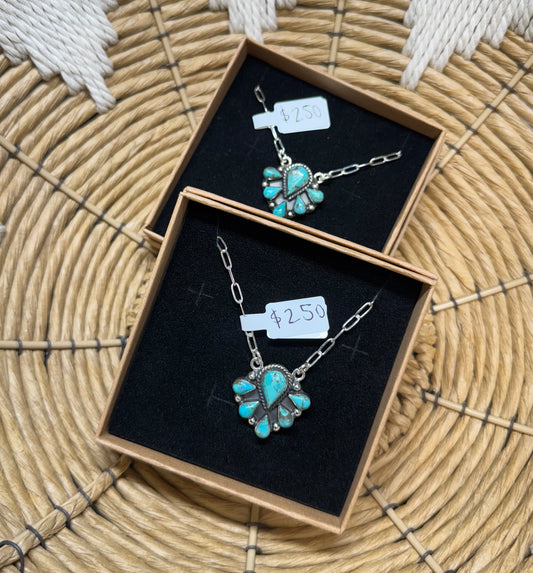 Teardrop Cluster Necklace