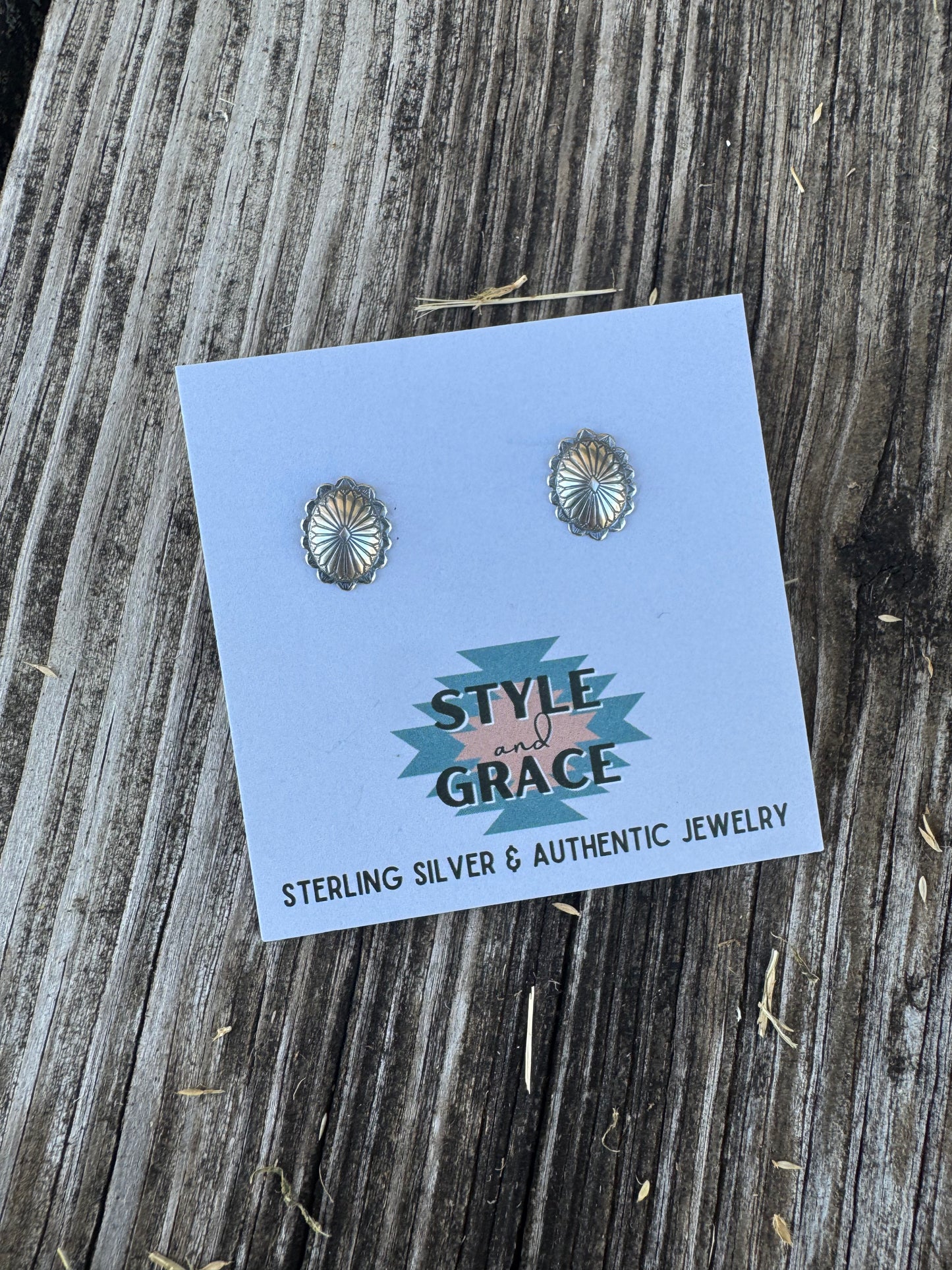 Mini Oval Conchos