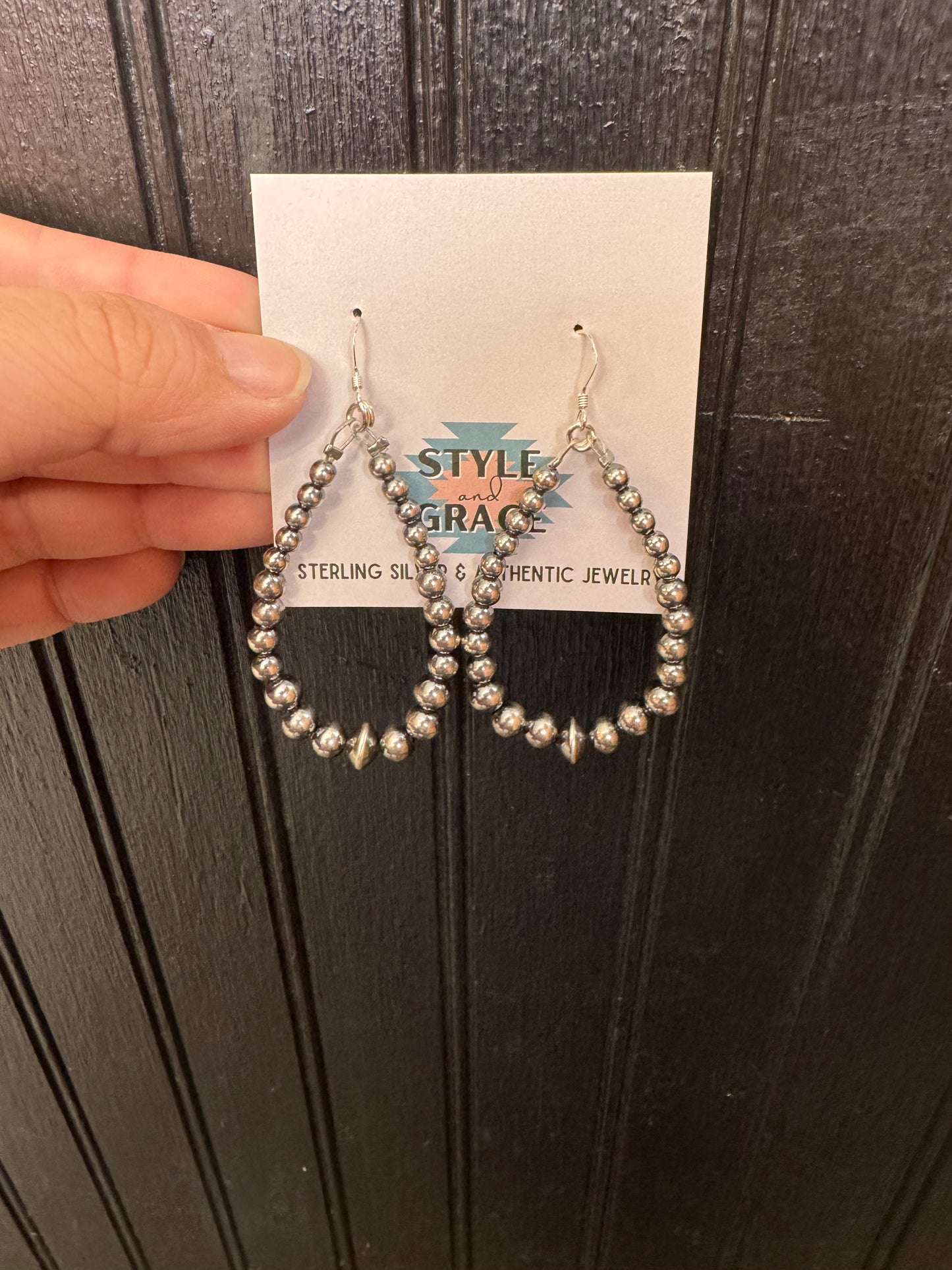 Graduated Pearl Teardrop Hoop Earrings