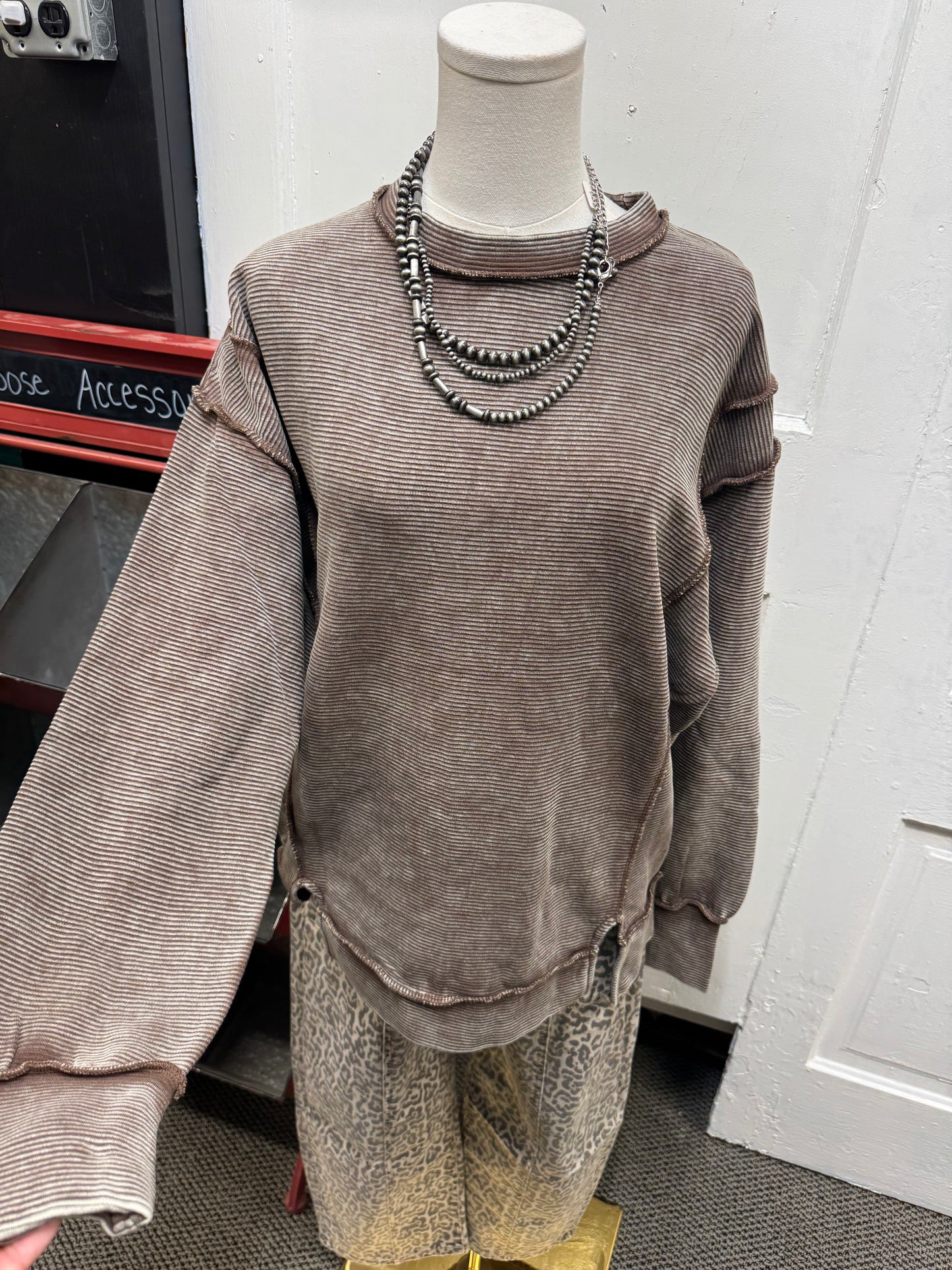Brown Ribbed Pullover
