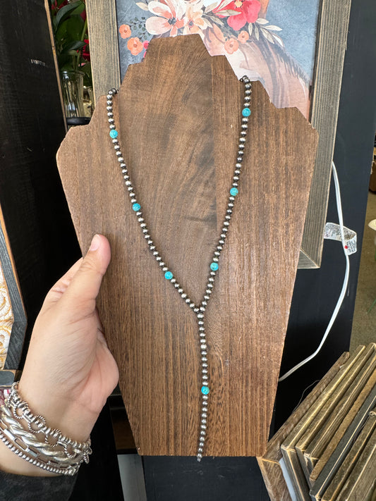 Turquoise and 5 mm pearl lariat