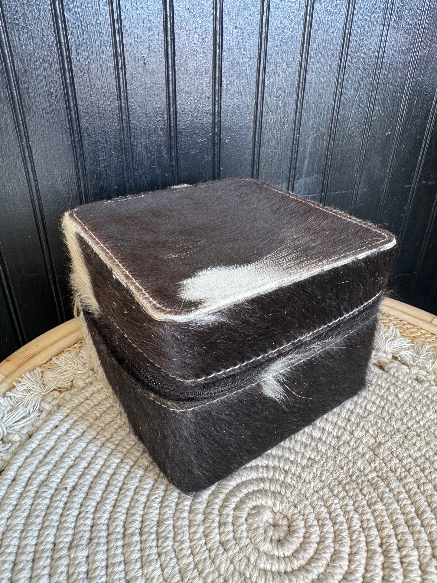 Square Cowhide Jewelry Boxes