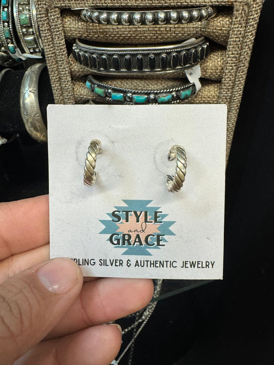 Small Twist Hoop Earrings